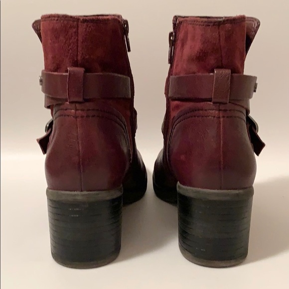 Naturalizer | Ringer Leather Buckle Boots 9.5Narrow - Picture 13 of 13